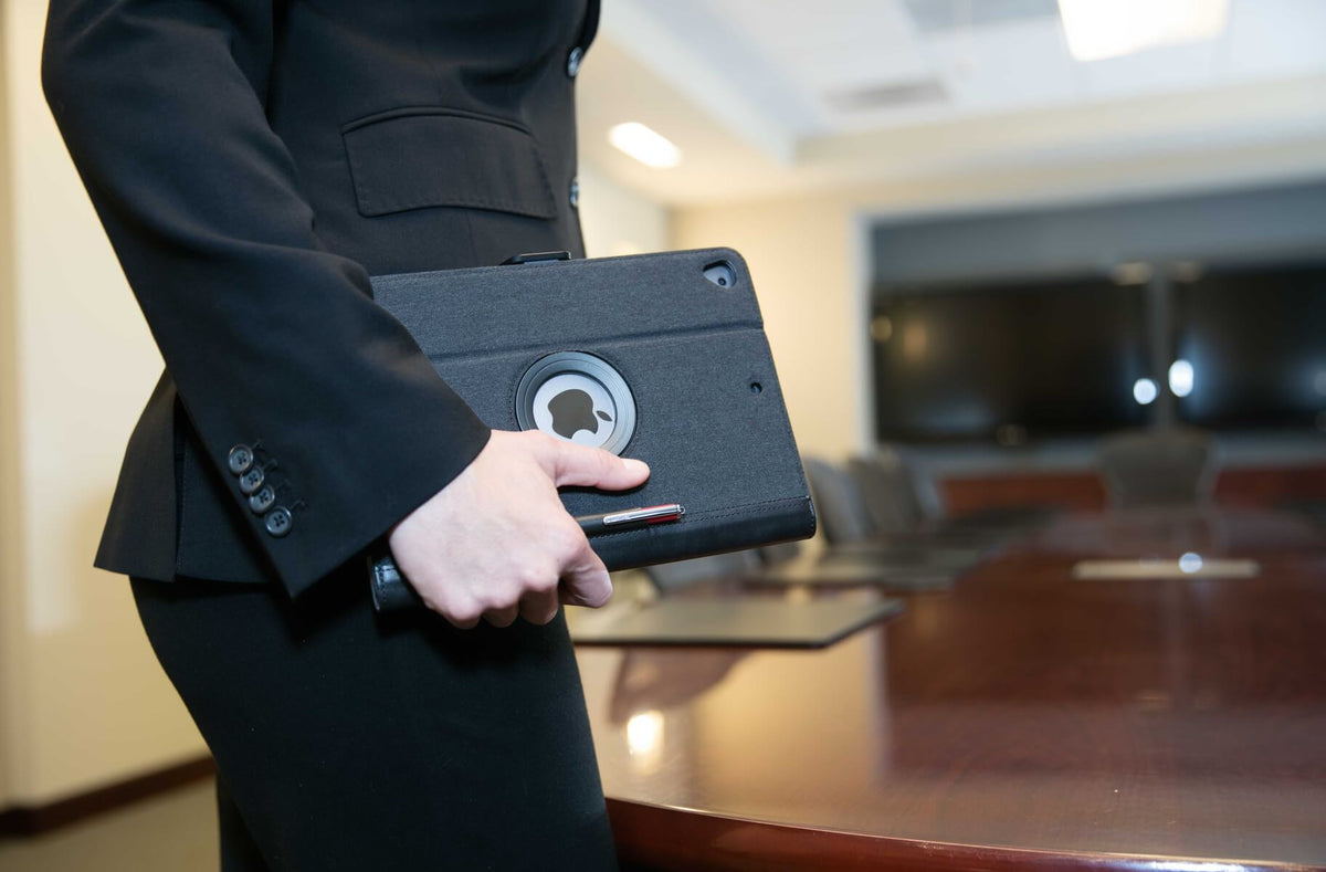 Versavu Signature Rotating iPad