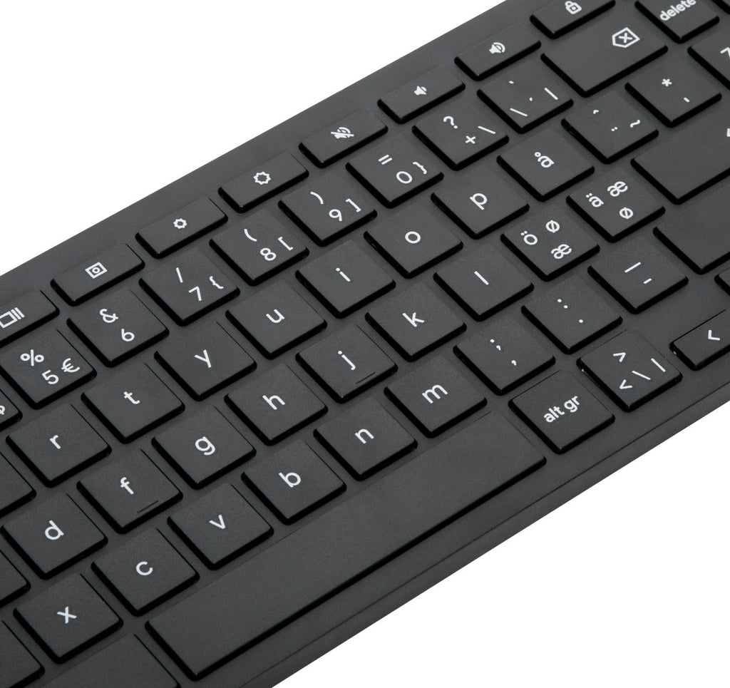 Targus Keyboards Works With Chromebook™ Bluetooth® Antimicrobial Keyboard (Nordic) AKB872NO 5051794041316
